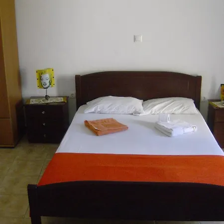 Costas - Popi Pensionat Sívas