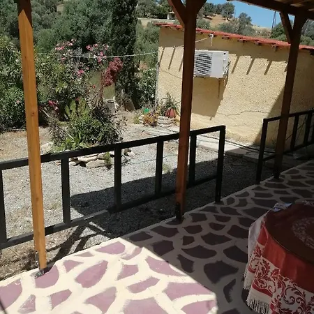 Costas - Popi Penzion 2*