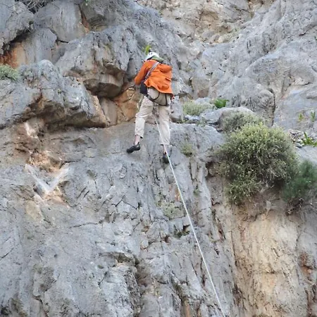 Costas - Popi Penzion 2*