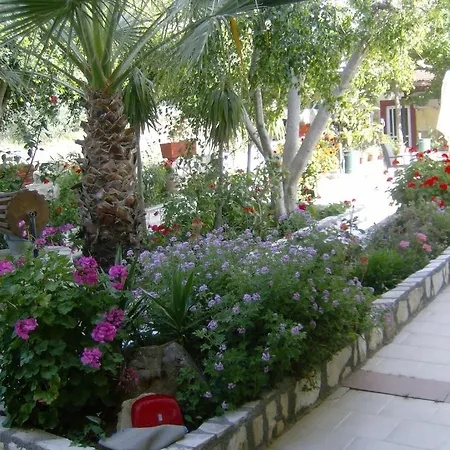 Guest house Costas - Popi 2*
